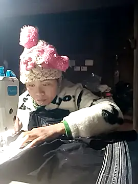 Snapshot of cana4455 chatting on 02/11/26, 01:27 cana4455 online show from 02/11/26, 01:27