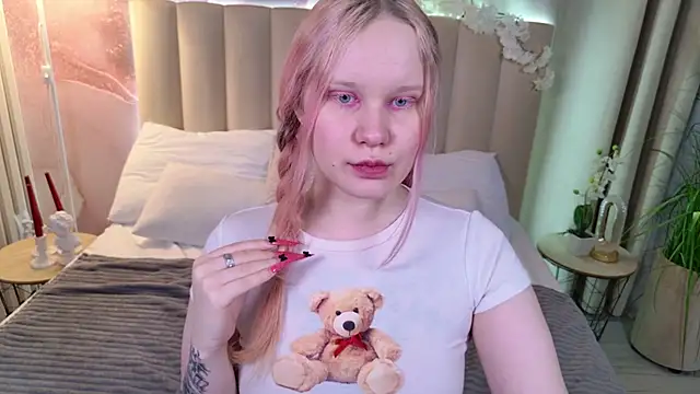 AnnieVibe online show from 03/31/26, 05:37