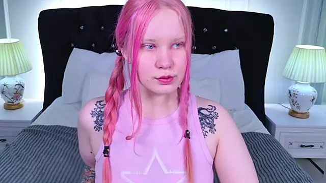 Snapshot of AnnieVibe chatting on 02/28/26, 05:34 AnnieVibe online show from 02/28/26, 05:34