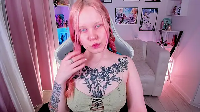 AnnieVibe online show from 03/19/26, 05:46