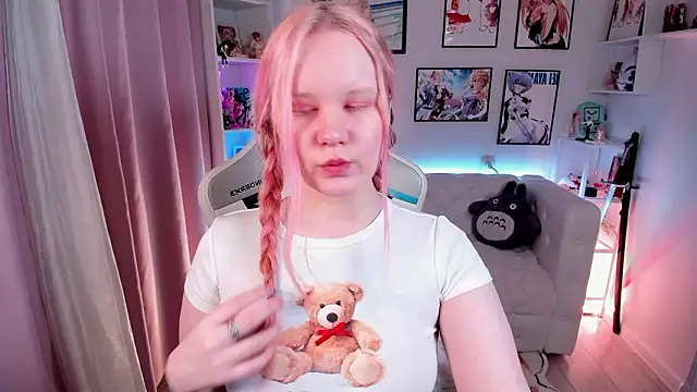 AnnieVibe online show from 03/14/26, 05:41