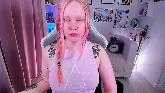 AnnieVibe online show from 03/24/26, 05:35