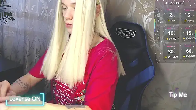 Shiny Victoria online show from 04/15/26, 10:32