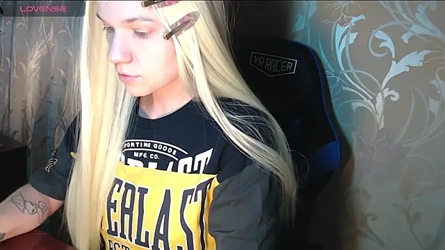 Shiny Victoria online show from 02/18/26, 10:44