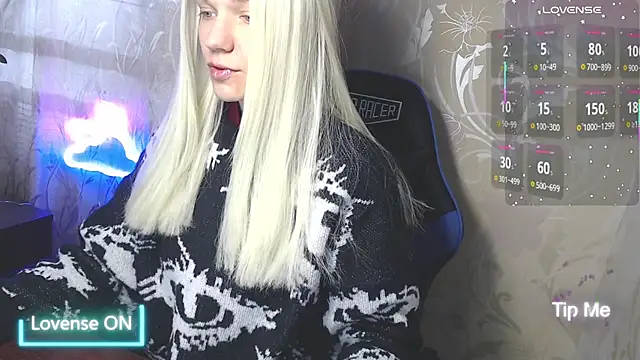 Shiny Victoria online show from 04/24/26, 07:10