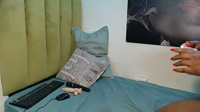 karen-001 online show from 02/08/26, 10:40