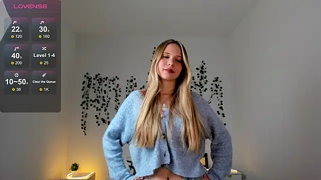 Snapshot of EllyMartinez chatting on 02/06/26, 02:46 EllyMartinez online show from 02/06/26, 02:46