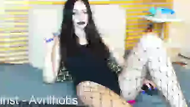 AvrilHobbs online show from 07/29/26, 03:33