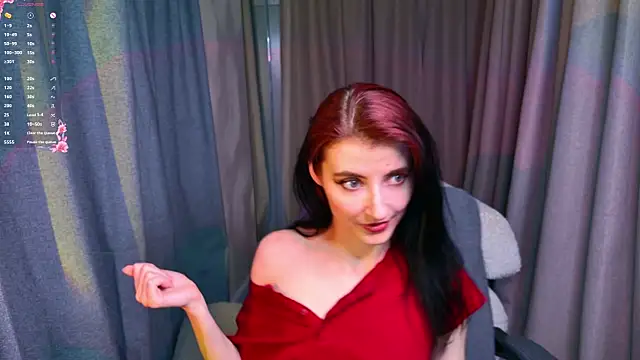 NicoleLuxe online show from 05/19/26, 01:56
