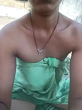 Royal hotti0011 online show from 03/03/26, 08:10