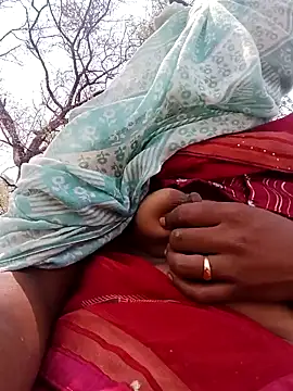 Royal hotti0011 online show from 03/21/26, 05:19