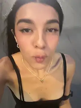 NaniBlossomX online show from 04/10/26, 11:23