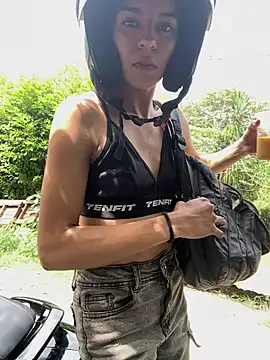 NaniBlossomX online show from 02/19/26, 06:38