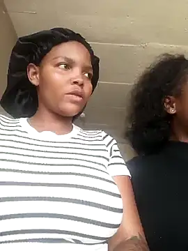 Snapshot of theedevilsexer chatting on 02/19/26, 11:07 theedevilsexer online show from 02/19/26, 11:07