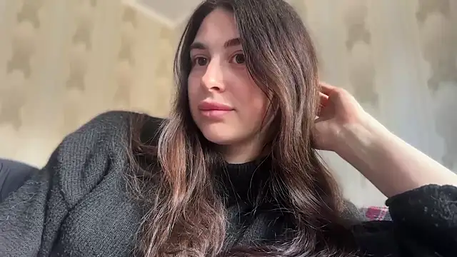 Snapshot of LiluMartiznir chatting on 04/12/26, 09:56 LiluMartiznir online show from 04/12/26, 09:56