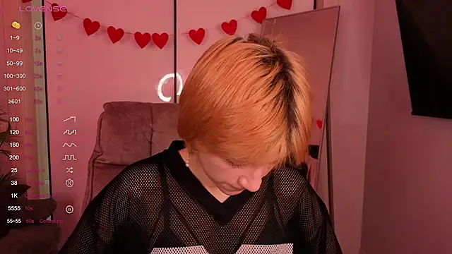 AutumnWhisper online show from 04/09/26, 04:24