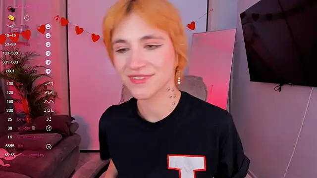 AutumnWhisper online show from 04/08/26, 03:35