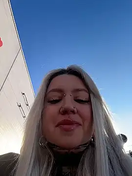 Chiibi online show from 02/18/26, 09:28