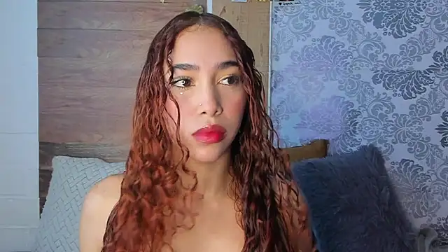 LiaHansson00 online show from 05/20/26, 04:04