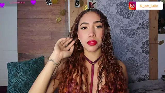 Snapshot of LiaHansson00 chatting on 02/14/26, 03:23 LiaHansson00 online show from 02/14/26, 03:23