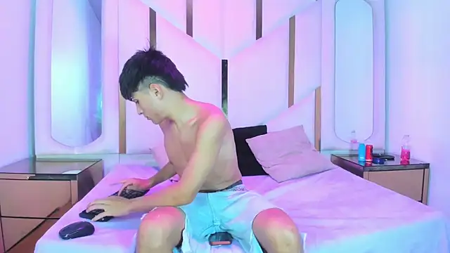 SaxxybunnyAndJayzzy online show from 04/30/26, 05:47