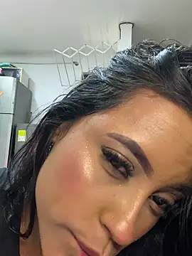 Snapshot of Alahia_Betancurr chatting on 06/11/26, 10:07 Alahia Betancurr online show from 06/11/26, 10:07
