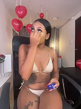 Alahia Betancurr online show from 02/16/26, 12:59