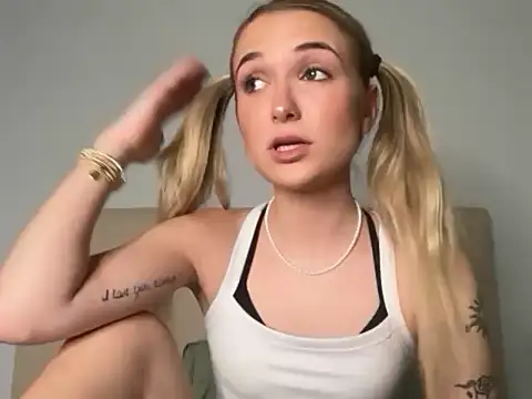 kelseyblu online show from 02/12/26, 01:27