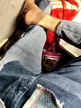 akku6147 online show from 02/05/26, 07:48