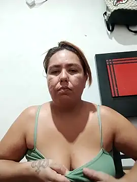 Snapshot of hot_girl_full chatting on 02/28/26, 01:49 hot girl full online show from 02/28/26, 01:49