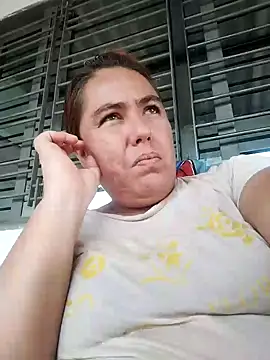 Snapshot of hot_girl_full chatting on 02/15/26, 08:52 hot girl full online show from 02/15/26, 08:52