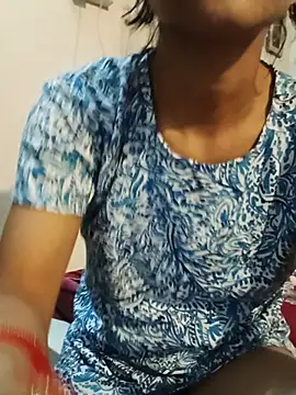 Saxy bhabhi79 online show from 05/19/26, 04:36