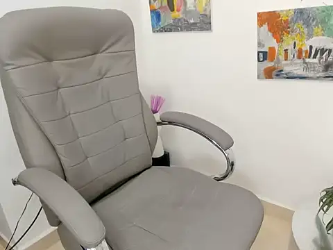 Snapshot of -gala_ chatting on 02/16/26, 09:24 -gala online show from 02/16/26, 09:24