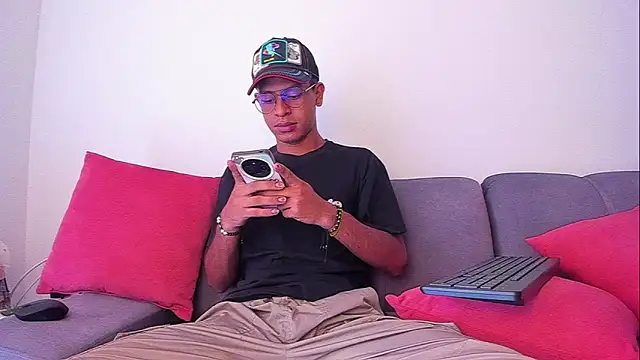 Snapshot of StellayDrake chatting on 02/07/26, 03:31 StellayDrake online show from 02/07/26, 03:31