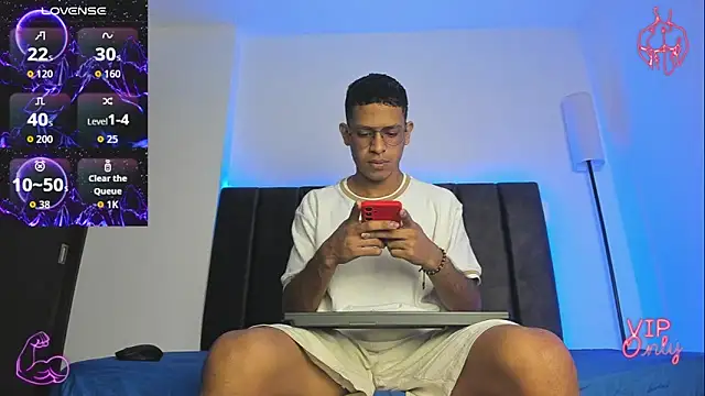 Snapshot of StellayDrake chatting on 02/19/26, 01:52 StellayDrake online show from 02/19/26, 01:52