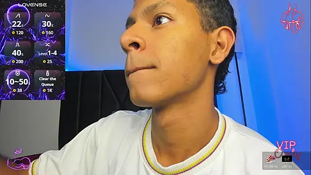 Snapshot of StellayDrake chatting on 02/13/26, 01:11 StellayDrake online show from 02/13/26, 01:11