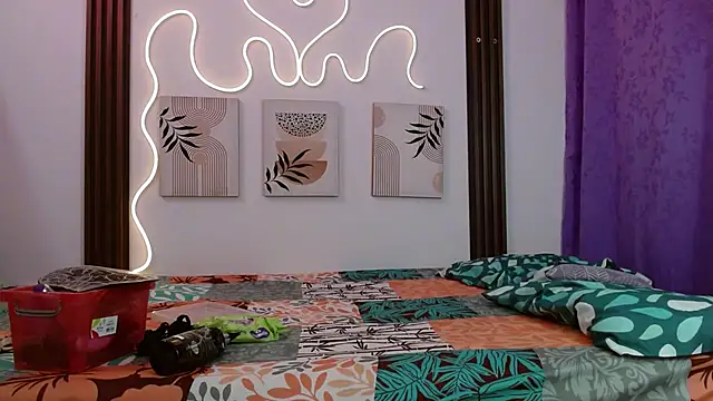 Miss Merrie online show from 02/18/26, 09:28