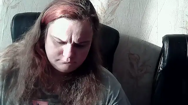 Snapshot of DollyGersoon chatting on 02/04/26, 06:52 DollyGersoon online show from 02/04/26, 06:52