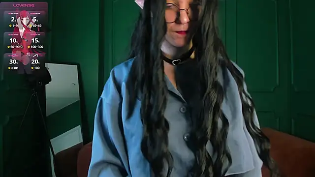 Snapshot of Crystal_lovley chatting on 02/05/26, 10:16 Crystal lovley online show from 02/05/26, 10:16