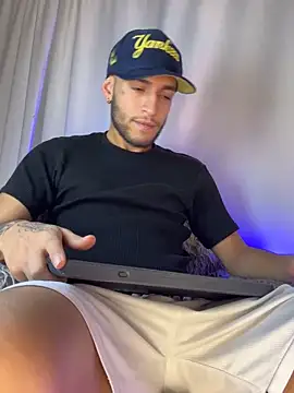 Velvet Angel online show from 03/16/26, 08:33