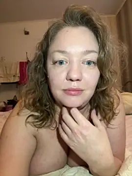 Snapshot of BBBWOOW chatting on 02/18/26, 02:31 BBBWOOW online show from 02/18/26, 02:31