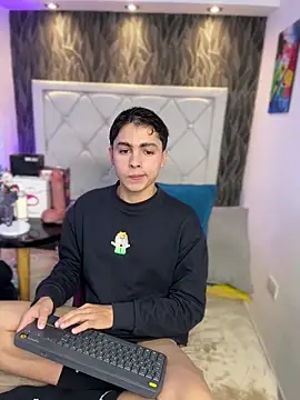 Samu Hott online show from 02/10/26, 08:30