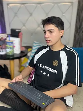 Samu Hott online show from 03/03/26, 08:27