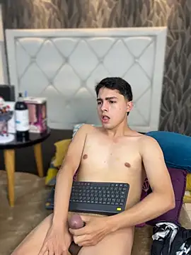 Samu Hott online show from 02/27/26, 08:30