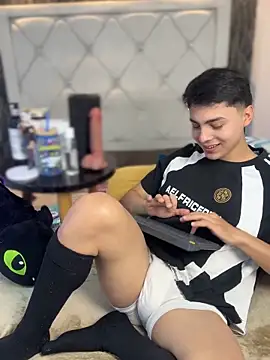 Samu Hott online show from 03/10/26, 08:24