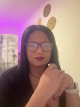 Snapshot of MelOnlyOf chatting on 02/16/26, 07:12 MelOnlyOf online show from 02/16/26, 07:12