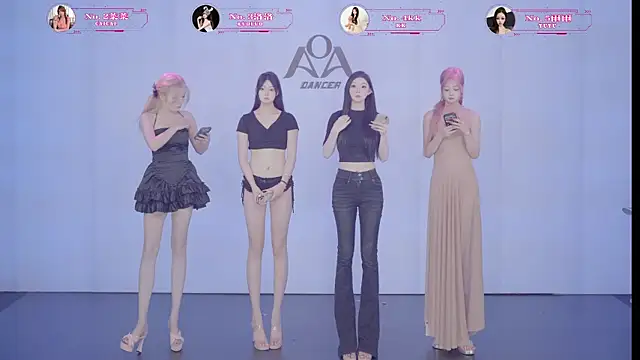 Snapshot of __AOA__ chatting on 06/28/26, 08:48 AOA online show from 06/28/26, 08:48