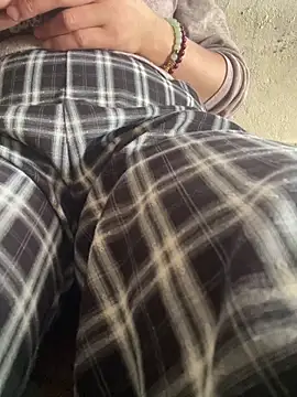 Yinini online show from 03/15/26, 07:59