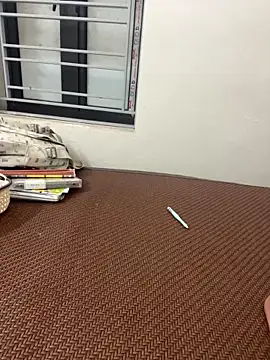 Yinini online show from 04/13/26, 02:32