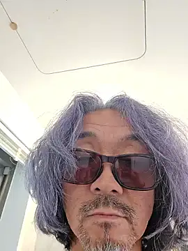 Snapshot of MtaS1 chatting on 03/02/26, 04:02 MtaS1 online show from 03/02/26, 04:02